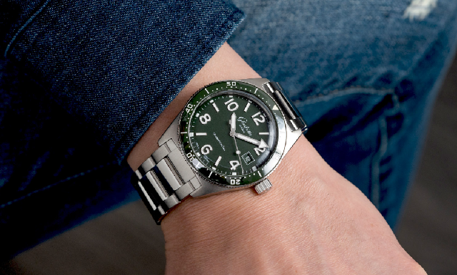 值得你認識的德系血統(tǒng)綠水鬼｜格拉蘇蒂原創(chuàng)SeaQ潛水表蘆葦綠新色-復(fù)刻表