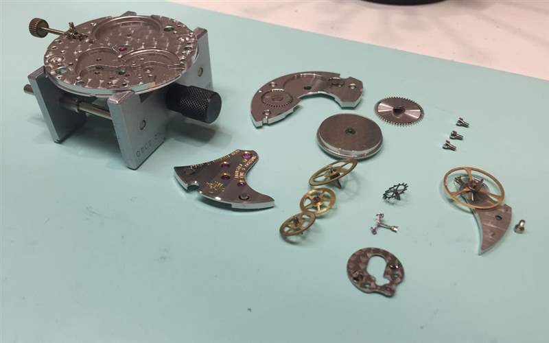 入手機械表入門6件你必須了解的事！新手想買表前分得清機械表石英表嗎？-復(fù)刻表