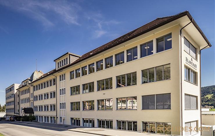 致潛水表迷，它是你終其一生最該收的殿堂之作｜寶珀五十噚-復刻表