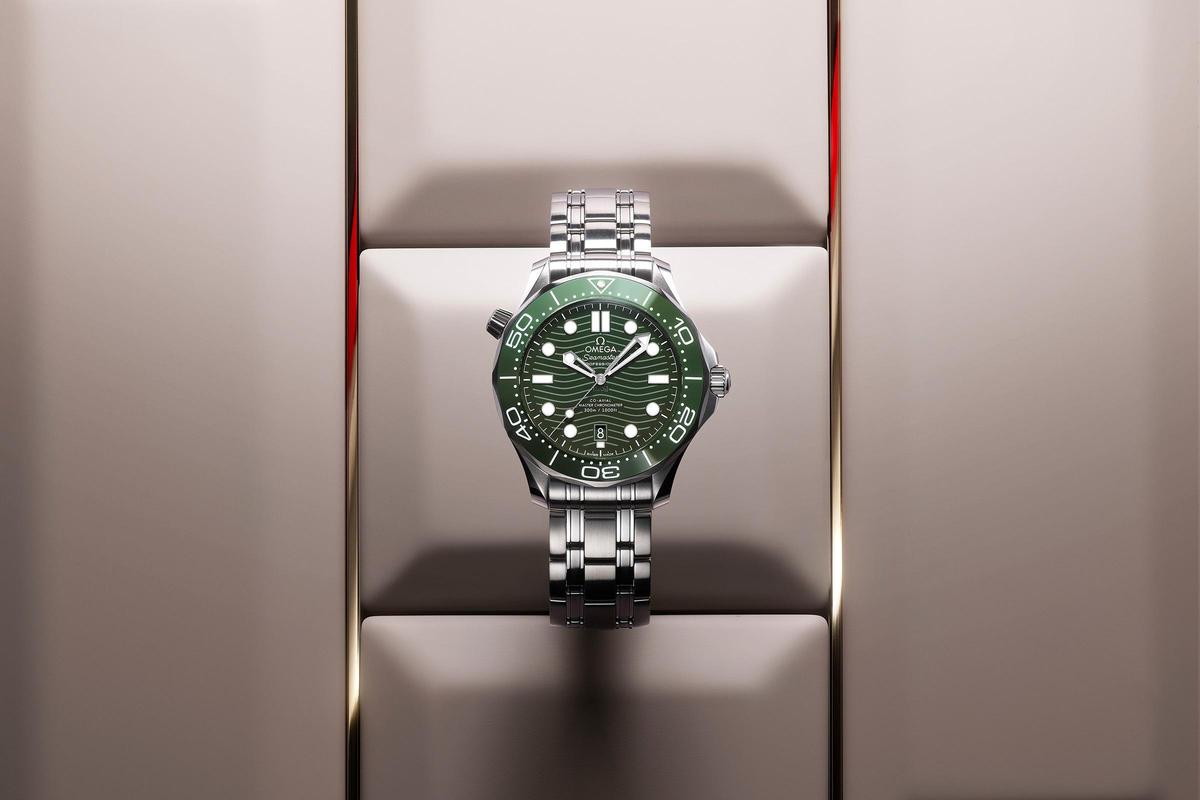 高彩度、強性能的一年！OMEGA 2022新表速寫-復刻表