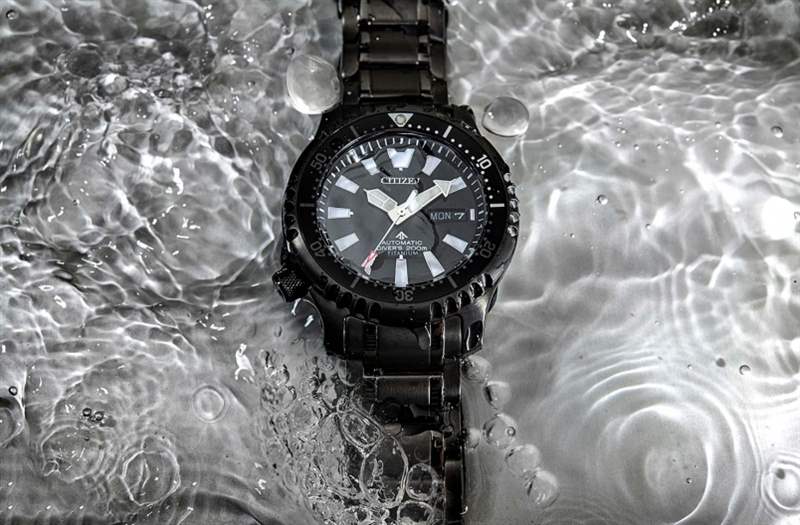 全新50周年亞洲限量CITIZEN PROMASTER 200米登場！ 超級鈦技術打造出型格黑魂