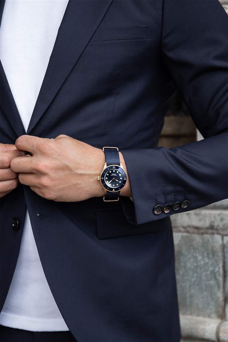 關(guān)于 Vintage 1926 At'SEA Automatic