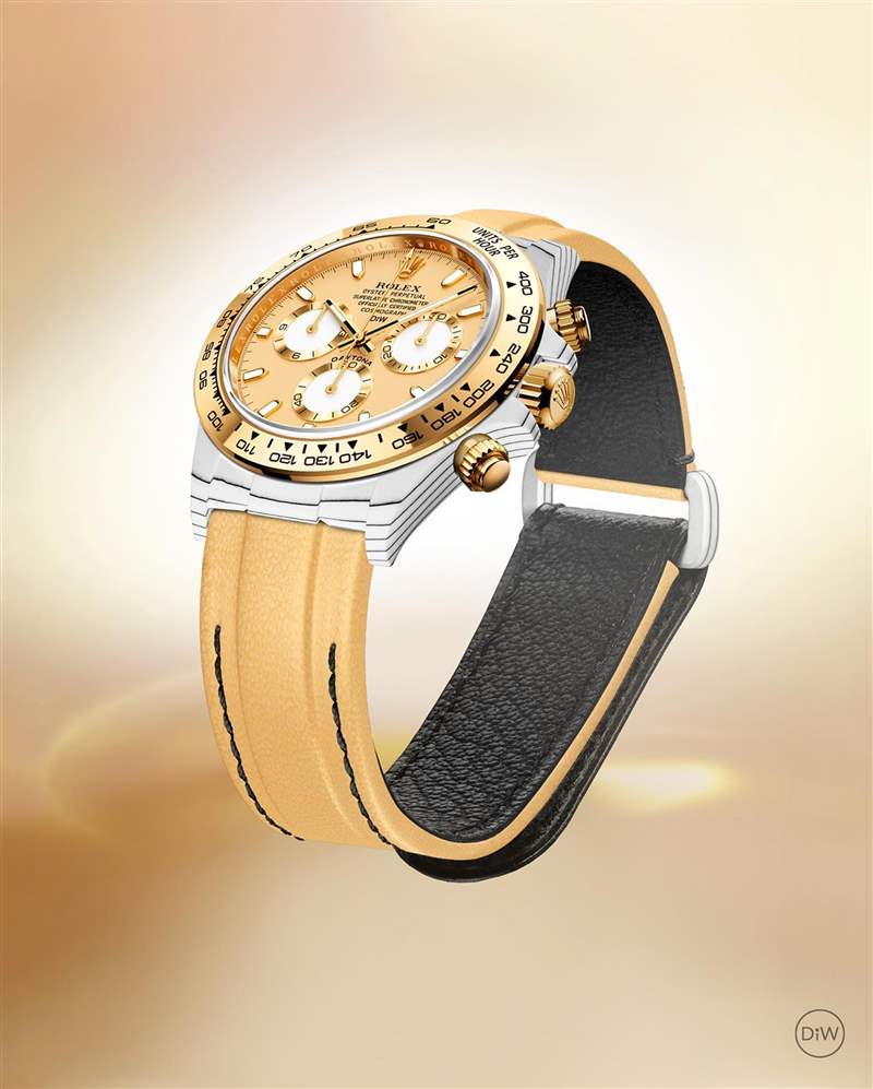 表帶擁有中央隆起造型加上黑色縫線顯得別具一格，搭配魔鬼氈可以更貼合手腕上。 （Source：Designa Individual）