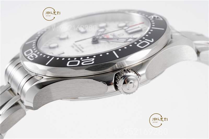 ZF廠(chǎng)海馬300-ZF廠(chǎng)歐米茄海馬300復(fù)刻表對(duì)比市場(chǎng)其他廠(chǎng)家做工那個(gè)好-復(fù)刻表