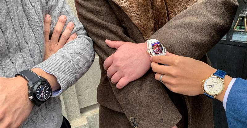 觀察消費者行為從慶祝到尋求地位的購買習(xí)慣的轉(zhuǎn)變-復(fù)刻表