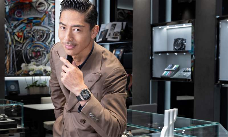 HUBLOT宇舶Square Bang Unico 高階方形運(yùn)動腕表最受矚目超級新星-復(fù)刻表