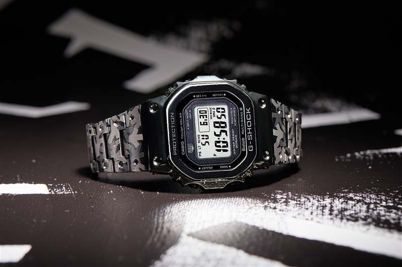 G-SHOCK x Eric Haze 限量版參考。 GMWB-5000EH-1。
