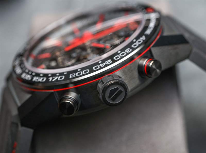 泰格豪雅 Carrera Heuer 01 Manchester United Red Devil 手表上手-復(fù)刻表