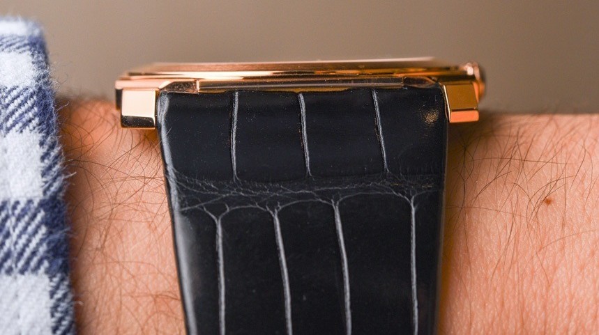 寶格麗-Octo-Finissimo-102371-BGOP40BGLXT-aBlogtoWatch-27