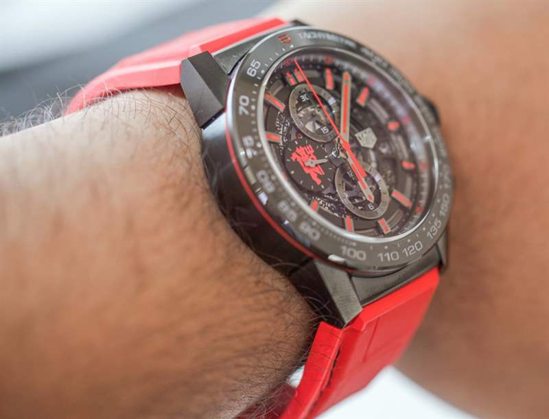 泰格豪雅 Carrera Heuer 01 Manchester United Red Devil 手表上手-復(fù)刻表