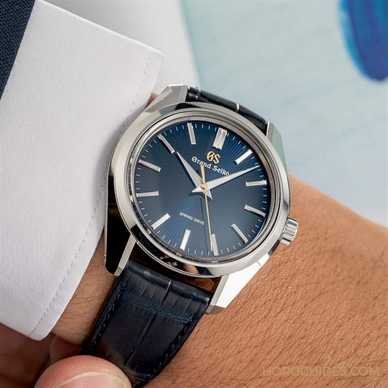 GRAND SEIKO - 【GS Talks】Grand Seiko絕美冰藍(lán)面： 44GS周年紀(jì)念表款SLGH013、SBGY009