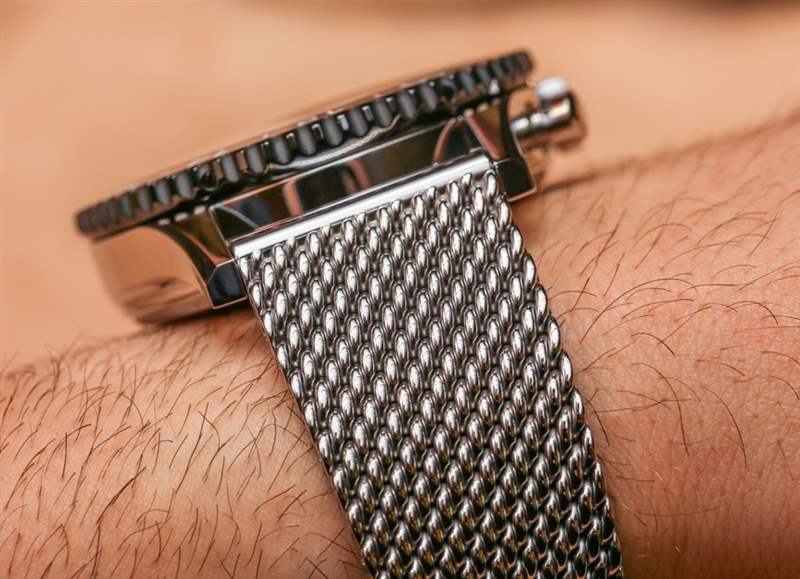 百年靈Chronoliner腕表上手體驗(yàn)-復(fù)刻表