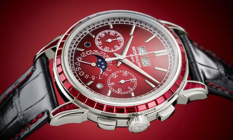 表王旗艦級(jí)經(jīng)典表款寶石滿(mǎn)鑲亮相|百達(dá)翡麗Ref. 6300大師報(bào)時(shí)腕表與Ref. 5271萬(wàn)年歷計(jì)時(shí)碼表-復(fù)刻表