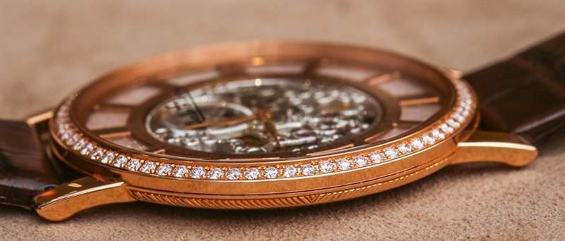 佩戴全球最薄機(jī)械表:積家Master Ultra Thin Squelette-復(fù)刻表