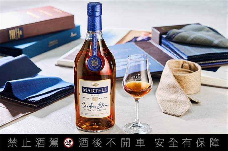 跨越經(jīng)典，以質(zhì)感開創(chuàng)迎風(fēng)飛翔新局！ 新式訂制西服STYDER創(chuàng)辦人黃淯晨與父親的跨世代對談