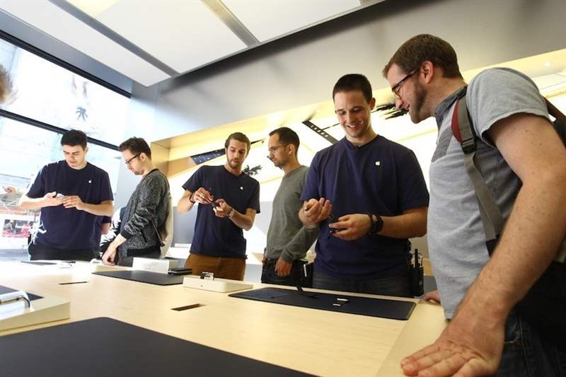 現(xiàn)實(shí)世界中的18k金Apple Watch Edition及其前身-復(fù)刻表