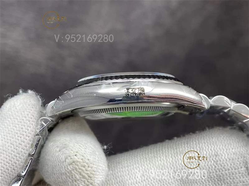 VS廠勞力士新品推薦-VS廠36mm日志棕櫚葉綠盤腕表做工評測-復(fù)刻表
