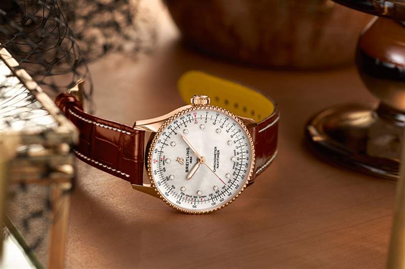 如果女表有溫柔之外的姿態(tài):百年靈BREITLING Navitimer推出36以及32mm小表徑-復(fù)刻表