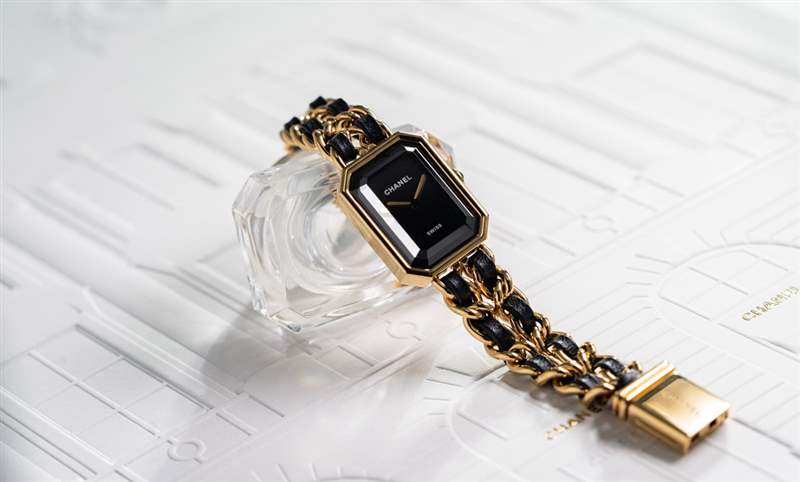 CHANEL - 最具識(shí)別度的一款女表，CHANEL Première腕表
