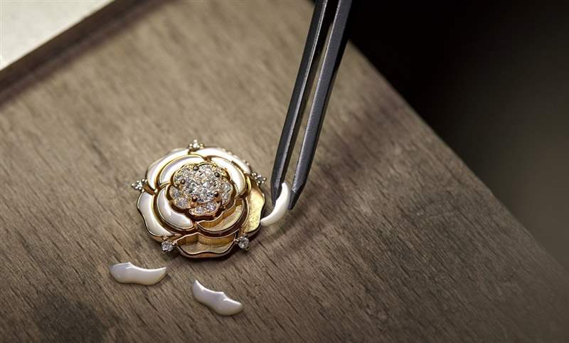 CHANEL - 一表一世界，融會精湛工藝的優(yōu)美章節(jié)︱CHANEL Mademoiselle Privé系列腕表