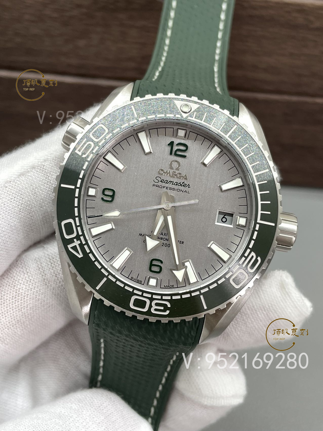 VS廠歐米茄新品海馬600m系列手表綠圈磨砂盤,型號215.32.44.21.06.001-復(fù)刻表